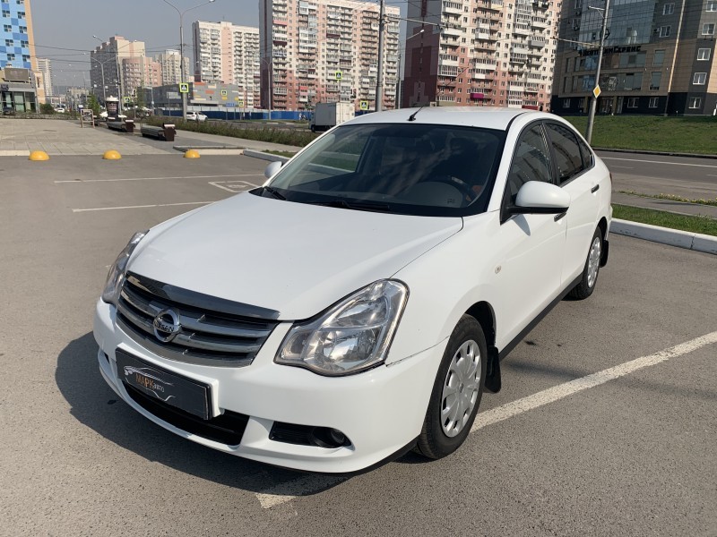 Nissan Almera